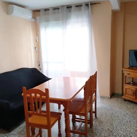 Apartamento 3 Dormitorios Frente A Hospital De Traumatologia Granada Dış mekan fotoğraf